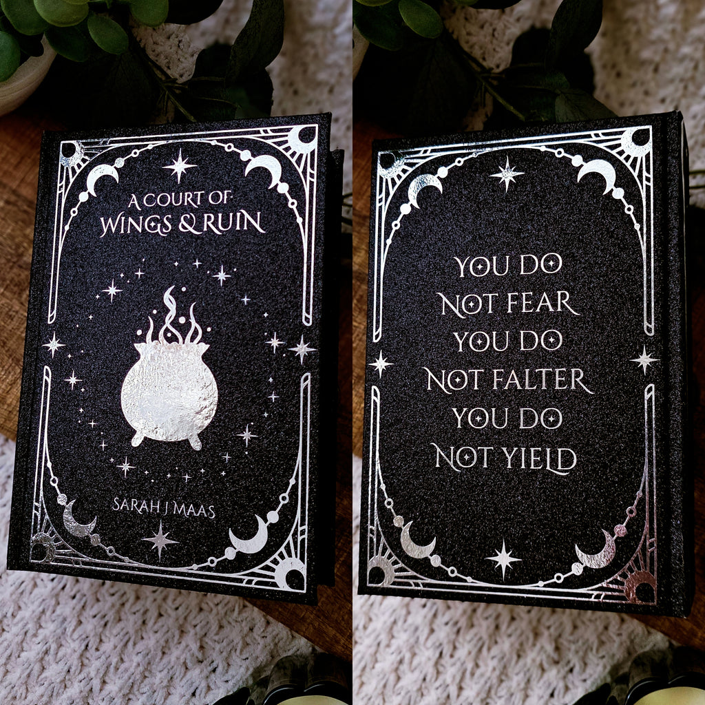 A Court of Thorns and Roses Series by Sarah J. Maas | Black Glitter Edition